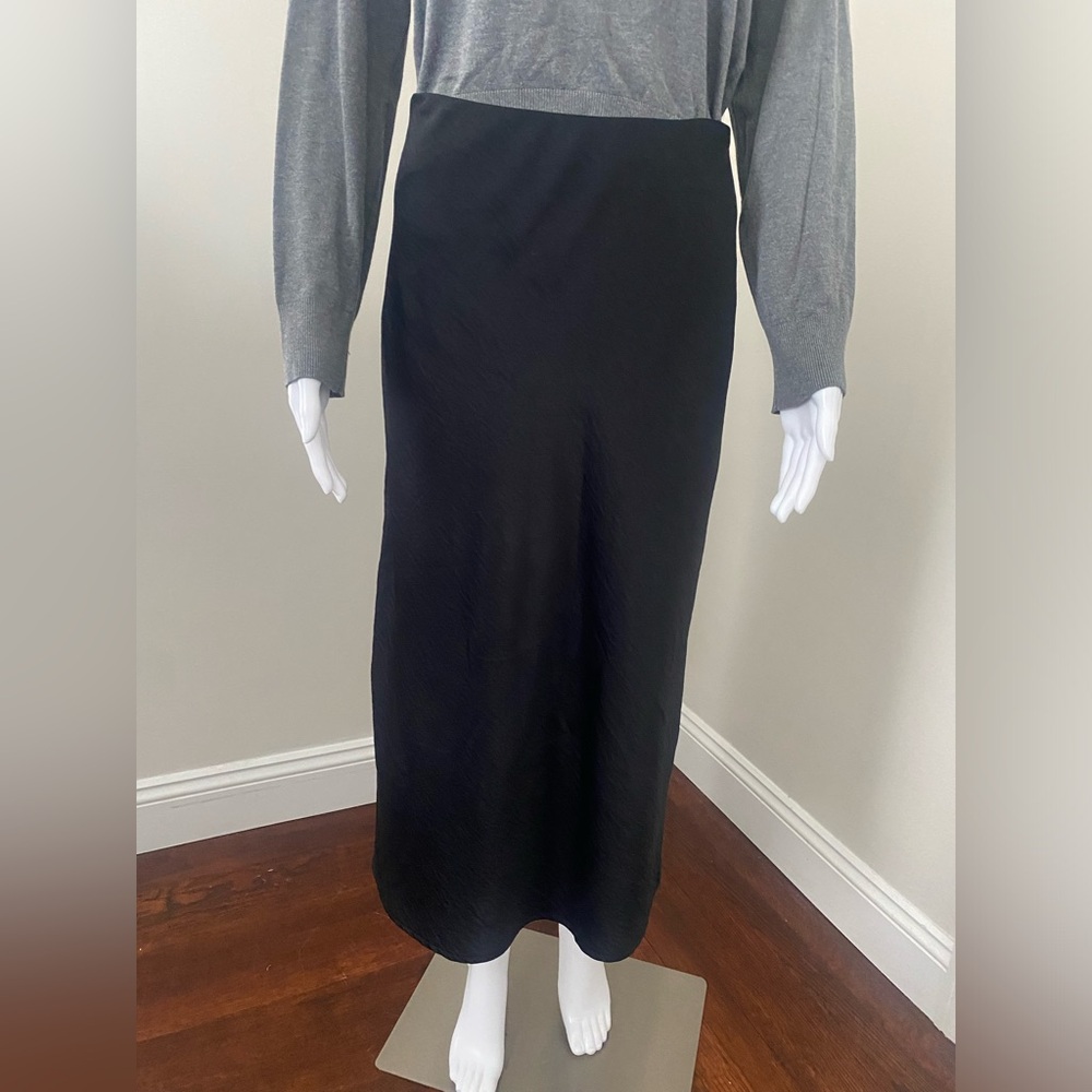 Calvin Klein Jeans Classic Black Silk MIDI Skirt Size Small